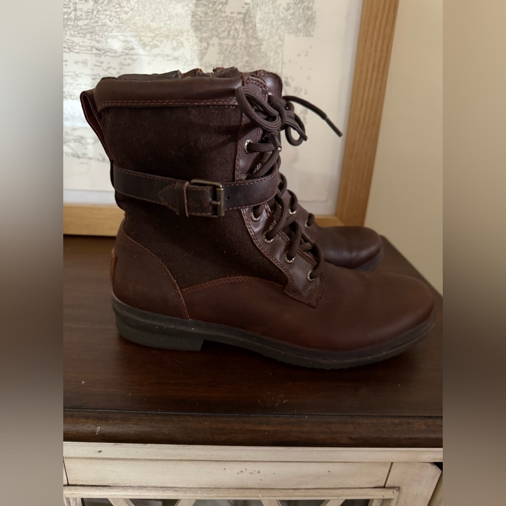 UGG Kesey Chestnut Brown Leather Waterproof Moto Buckle Boots No Box Size 9.5 - Picture 4 of 10
